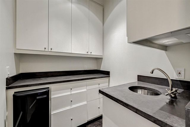 3128 Alabama Court, Houston, TX 77027