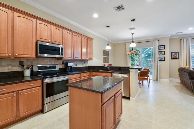 4679 Cadiz Circle, Palm Beach Gardens, FL 33418