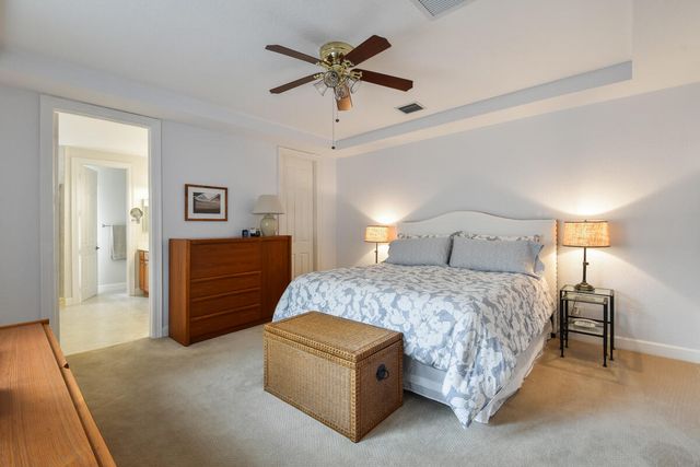 4679 Cadiz Circle, Palm Beach Gardens, FL 33418