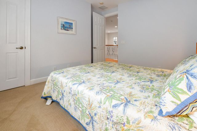 4679 Cadiz Circle, Palm Beach Gardens, FL 33418