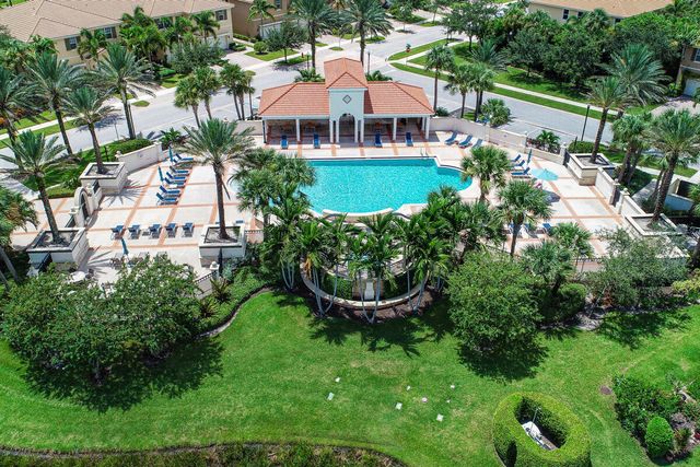 4679 Cadiz Circle, Palm Beach Gardens, FL 33418