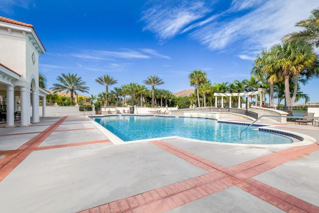 4679 Cadiz Circle, Palm Beach Gardens, FL 33418