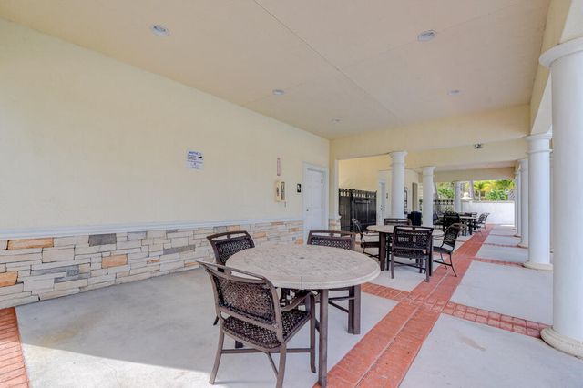 4679 Cadiz Circle, Palm Beach Gardens, FL 33418