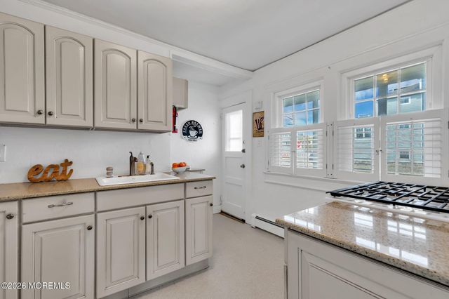 200 Washington Avenue, Point Pleasant Beach, NJ 08742