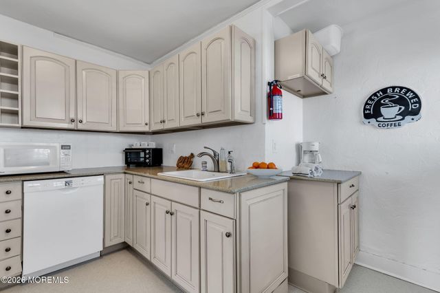 200 Washington Avenue, Point Pleasant Beach, NJ 08742