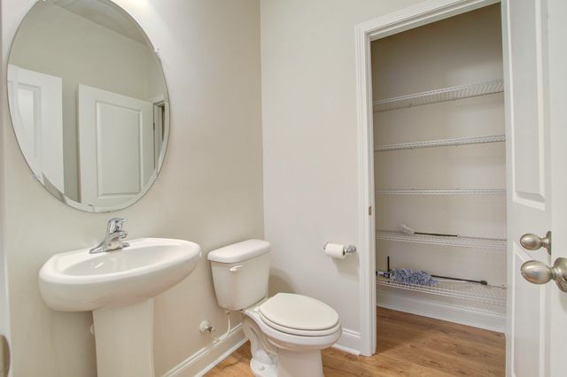 7824 Montview Road, North Charleston, SC 29418