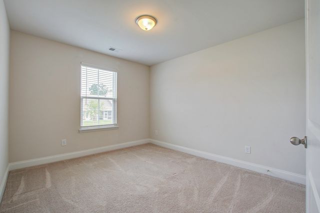 7824 Montview Road, North Charleston, SC 29418