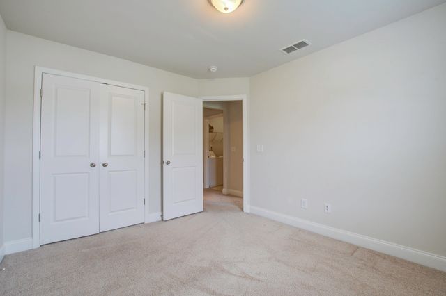 7824 Montview Road, North Charleston, SC 29418