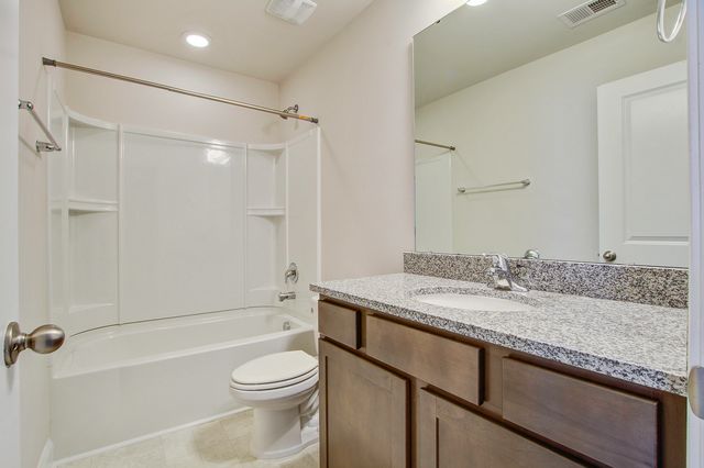 7824 Montview Road, North Charleston, SC 29418