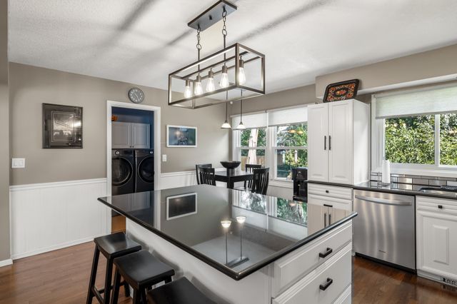 3601 SW 30th Street, Des Moines, IA 50321