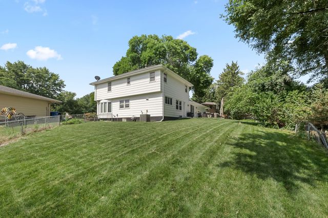 3601 SW 30th Street, Des Moines, IA 50321