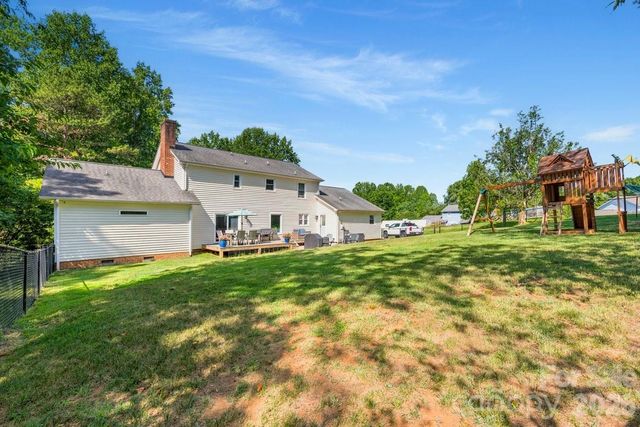 1171 37th Avenue Drive NE, Hickory, NC 28601