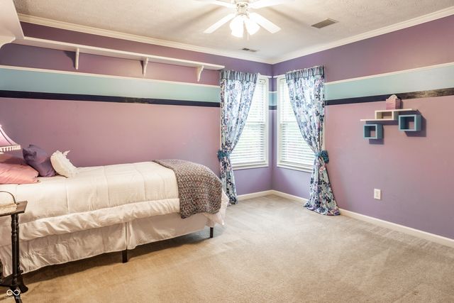 6557 Yorkshire Circle, Zionsville, IN 46077