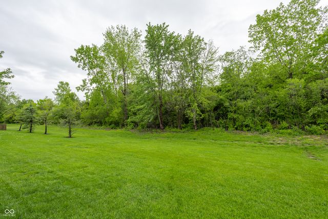 6557 Yorkshire Circle, Zionsville, IN 46077