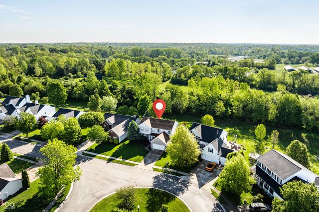 6557 Yorkshire Circle, Zionsville, IN 46077