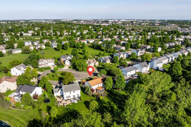 6557 Yorkshire Circle, Zionsville, IN 46077