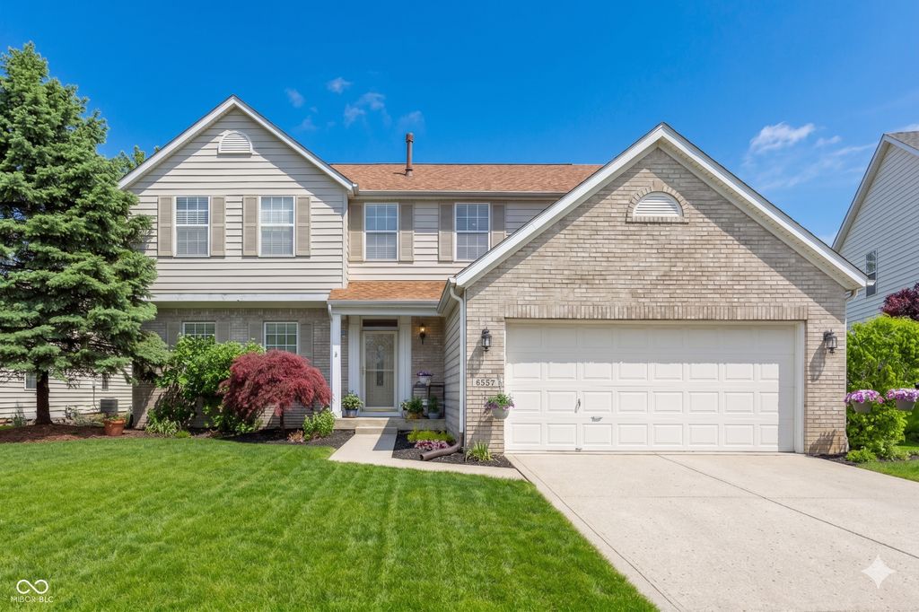 6557 Yorkshire Circle, Zionsville, IN 46077