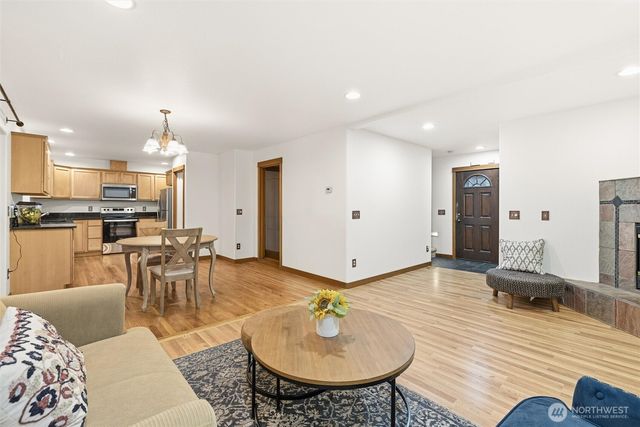 33 Green Hill Road, Bellingham, WA 98229