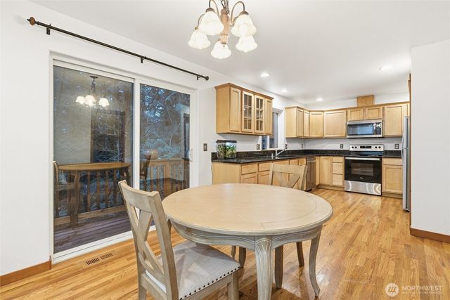 33 Green Hill Road, Bellingham, WA 98229