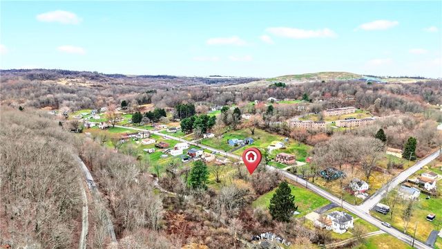 3056 Santiago Rd, Imperial, PA 15126