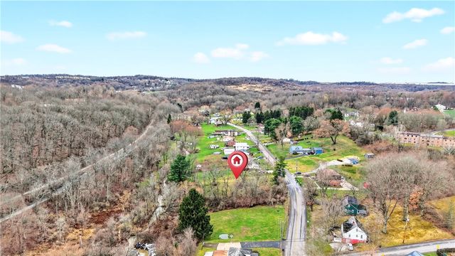 3056 Santiago Rd, Imperial, PA 15126