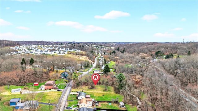 3056 Santiago Rd, Imperial, PA 15126