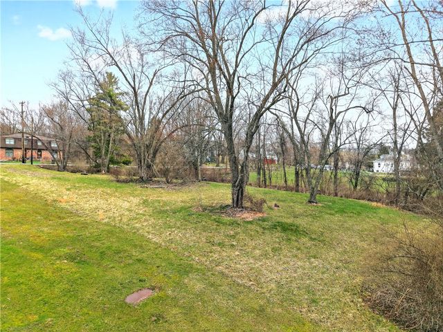 3056 Santiago Rd, Imperial, PA 15126