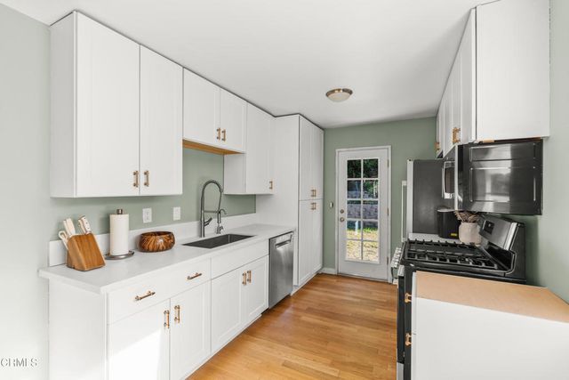 2942 Apache Avenue, Ventura, CA 93001