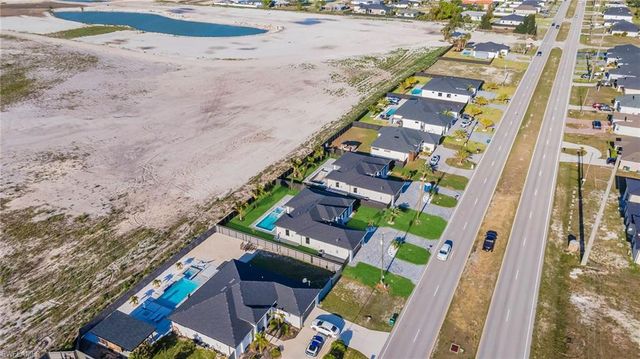1049 Embers PKWY W, Cape Coral, FL 33993