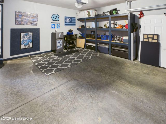 157 Broken Branch Ct, Mt Washington, KY 40047
