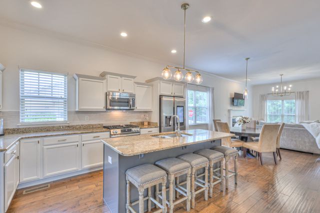 8313 Middlewick Ln, Nolensville, TN 37135