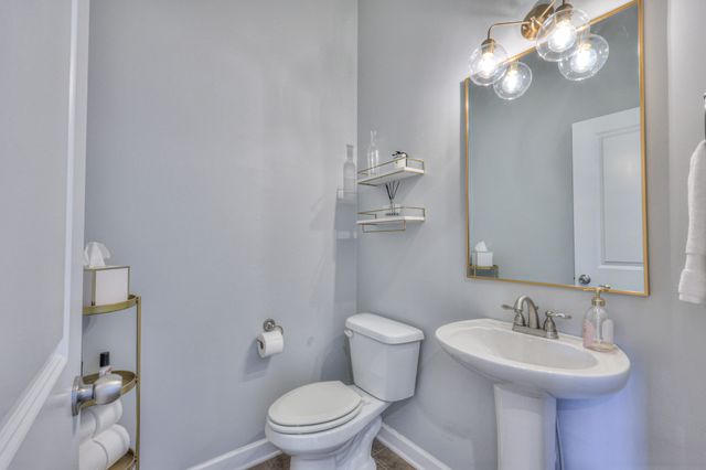 8313 Middlewick Ln, Nolensville, TN 37135