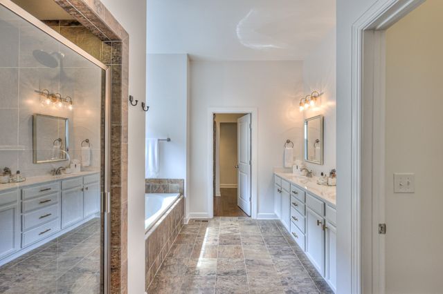 8313 Middlewick Ln, Nolensville, TN 37135