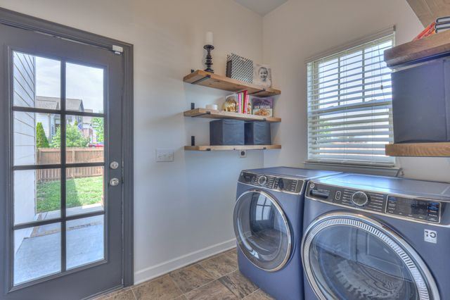 8313 Middlewick Ln, Nolensville, TN 37135