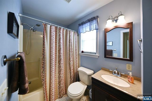 182 Roosevelt Place, Maywood, NJ 07607