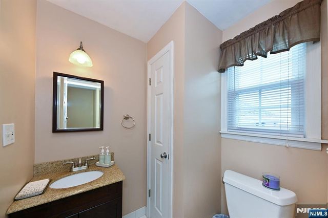182 Roosevelt Place, Maywood, NJ 07607