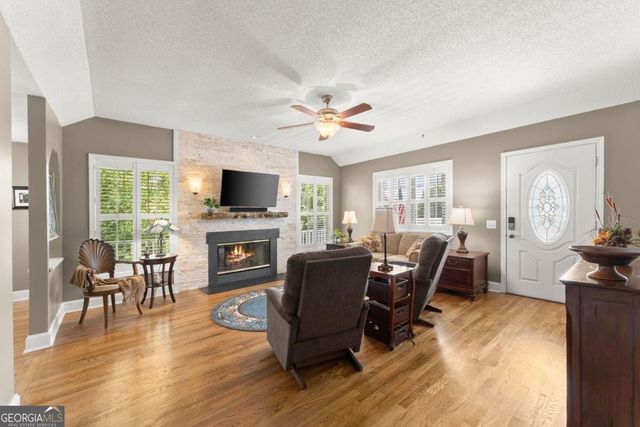 652 Shadow Mountain Lane, Cleveland, GA 30528