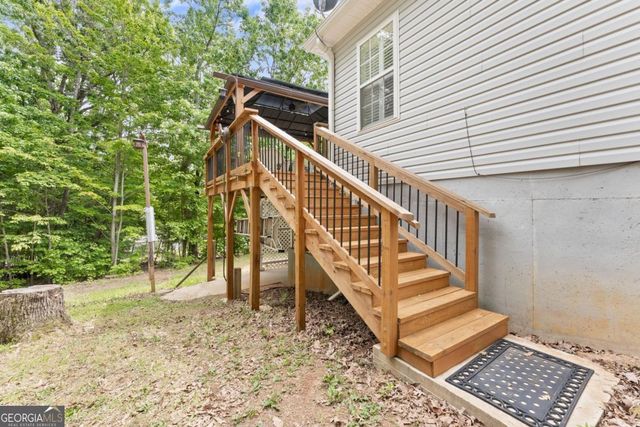 652 Shadow Mountain Lane, Cleveland, GA 30528
