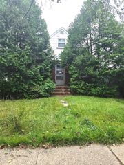 8116 264th Street, Floral Park, NY 11004