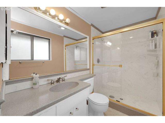 4103 BRAE BURN Dr, Eugene, OR 97405