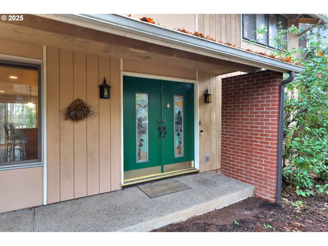 4103 BRAE BURN Dr, Eugene, OR 97405