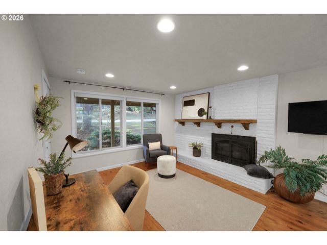 4103 BRAE BURN Dr, Eugene, OR 97405