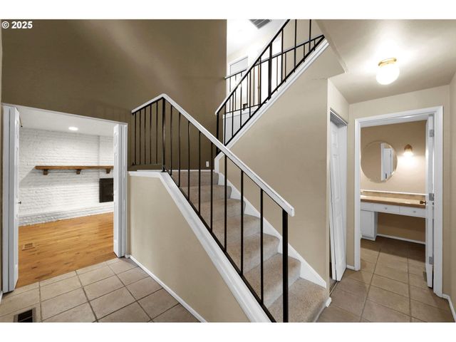 4103 BRAE BURN Dr, Eugene, OR 97405