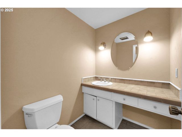 4103 BRAE BURN Dr, Eugene, OR 97405