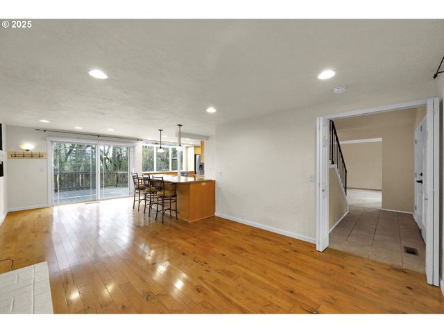 4103 BRAE BURN Dr, Eugene, OR 97405