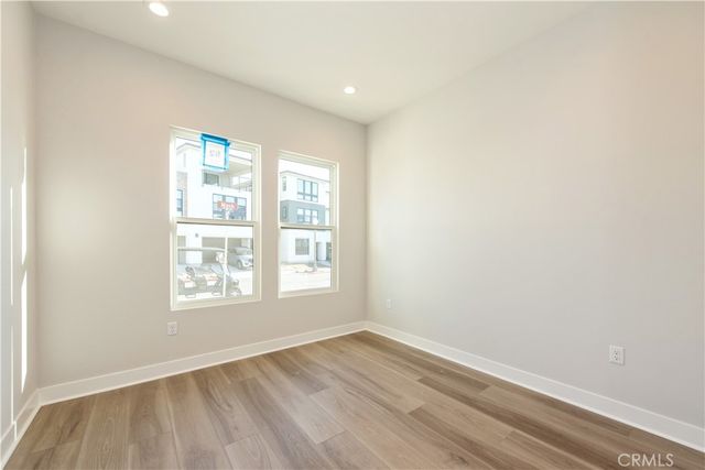 209 Mask, Irvine, CA 92618