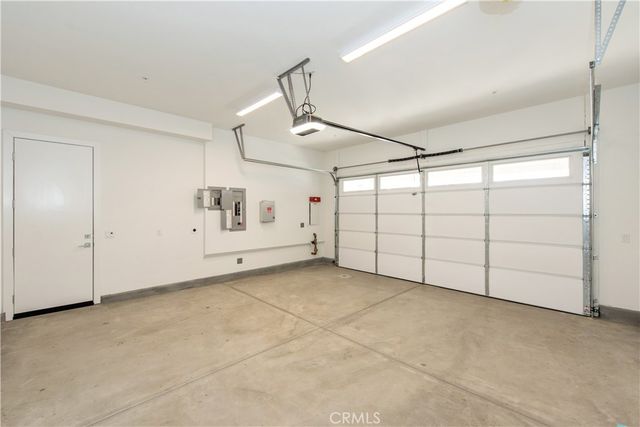 209 Mask, Irvine, CA 92618