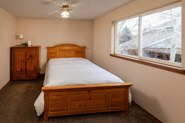 3023 NE Lansing Court, Bend, OR 97701