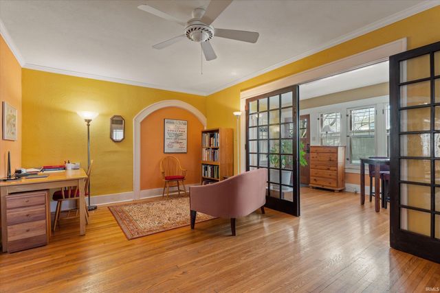 212 Marquette Avenue, South Bend, IN 46617