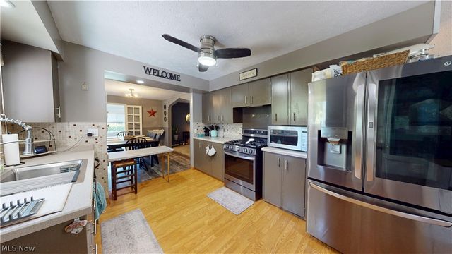 6061 Chapel Road, Madison, OH 44057